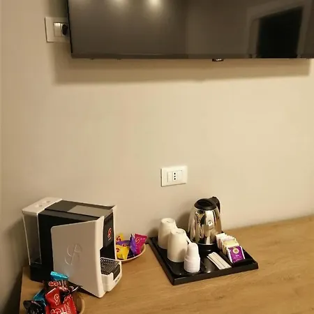 לינה וארוחת בוקר Nike Luxury אגריג'נטו